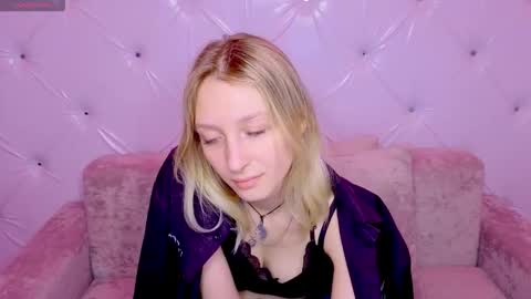 akiro_kim online show from 03-11-26, 05:02