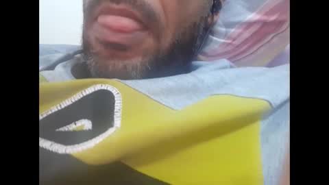 Brown arab man online show from 10-23-25, 08:29