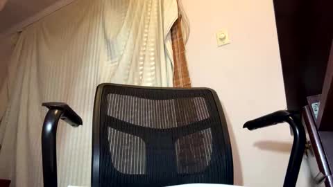 Snapshot of al4759 chatting on 10-15-25, 08:53 Al online show from 10-15-25, 08:53