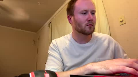 Snapshot of al4759 chatting on 10-28-25, 08:33 Al online show from 10-28-25, 08:33