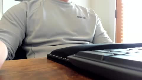 Snapshot of aladdinsimon chatting on 01-22-25, 06:31 Aladdin online show from 01-22-25, 06:31