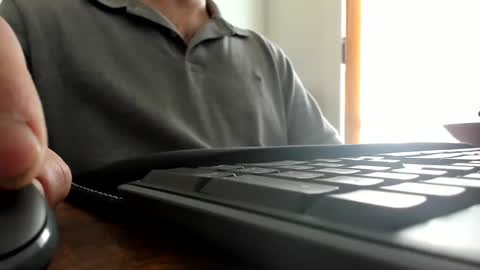 Snapshot of aladdinsimon chatting on 02-26-25, 08:33 Aladdin online show from 02-26-25, 08:33