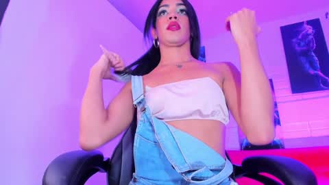 Alahia Rodriguez online show from 01-13-25, 06:05