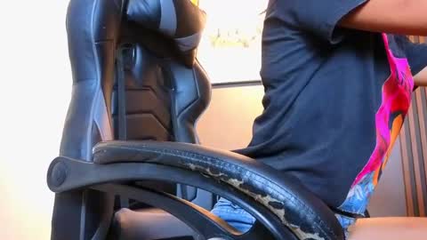 Alahia Rodriguez online show from 04-20-26, 07:04