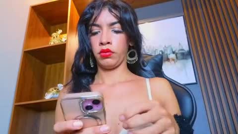 Snapshot of alahia__rodriguez chatting on 05-04-26, 07:54 Alahia Rodriguez online show from 05-04-26, 07:54