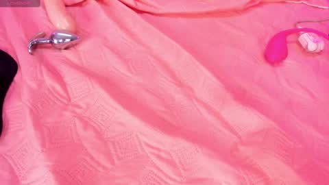 Snapshot of alahia_betancur chatting on 02-12-25, 06:40 Alahia  online show from 02-12-25, 06:40