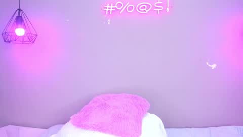 Snapshot of alahia_betancur chatting on 03-07-25, 02:45 Alahia  online show from 03-07-25, 02:45