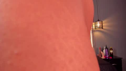 Snapshot of alahia_betancur chatting on 10-09-25, 03:43 Alahia  online show from 10-09-25, 03:43