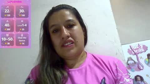 Snapshot of alahia_fox chatting on 01-10-25, 03:16 alahia online show from 01-10-25, 03:16