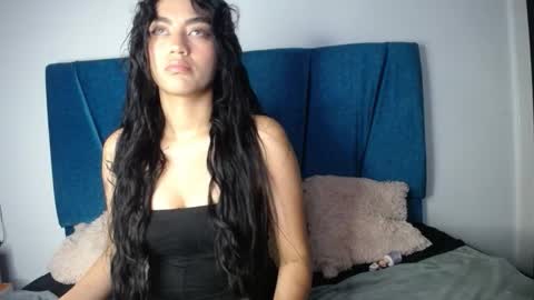 Alahia sweet official online show from 11-15-25, 07:54