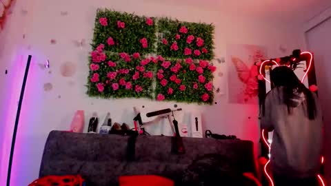 Alaia online show from 09-15-25, 12:10