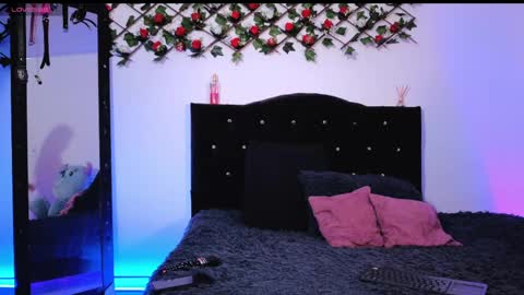 Alaia online show from 04-15-26, 02:07