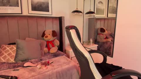 Snapshot of alaia_carter chatting on 09-20-25, 06:25 Alaia Carter online show from 09-20-25, 06:25