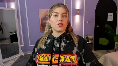 Alaia online show from 11-22-25, 12:59