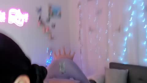 Alaia online show from 12-19-24, 04:46