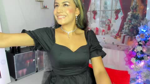 Alaia online show from 01-03-25, 10:08