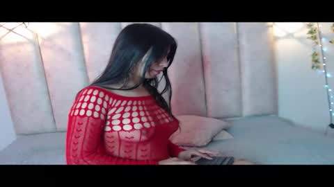 Snapshot of alaiacs chatting on 11-27-25, 03:03 alaia online show from 11-27-25, 03:03