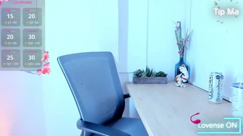 Snapshot of alaiaguerra chatting on 09-15-25, 07:52 alaiaguerra online show from 09-15-25, 07:52