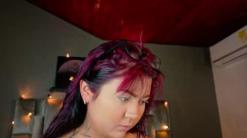  Alaia  online show from 09-20-25, 11:33