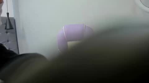 Snapshot of alamgrey_ chatting on 10-23-25, 01:54 Alam online show from 10-23-25, 01:54