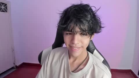 Snapshot of alan18n chatting on 01-13-25, 01:56 alan18n online show from 01-13-25, 01:56