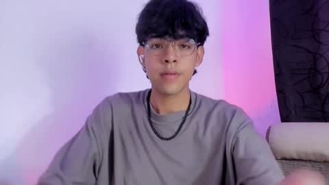 Snapshot of alan18n chatting on 03-09-25, 08:52 alan18n online show from 03-09-25, 08:52