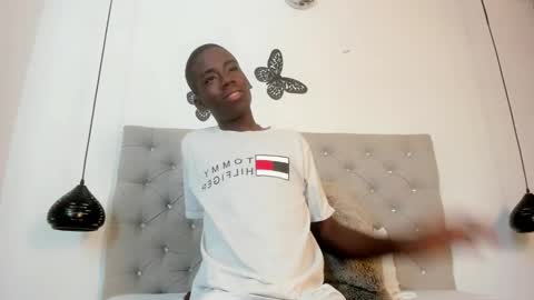 Snapshot of alan_blacke chatting on 11-20-25, 08:30 alan_blacke online show from 11-20-25, 08:30