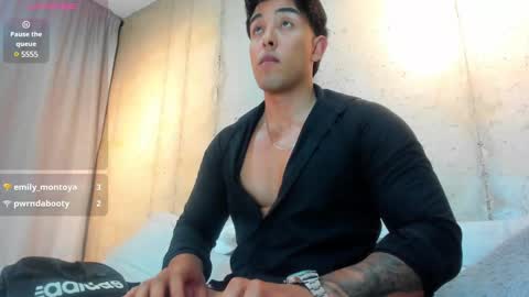 Snapshot of alan_greek_1 chatting on 12-31-24, 04:49 Alan greek online show from 12-31-24, 04:49