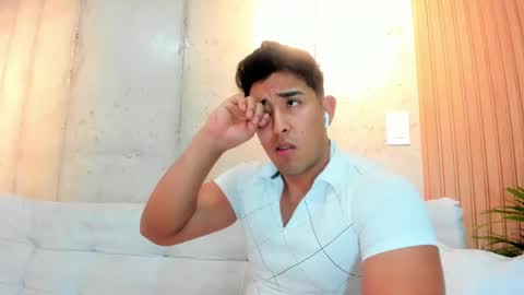 Snapshot of alan_greek_1 chatting on 02-08-25, 10:29 Alan greek online show from 02-08-25, 10:29