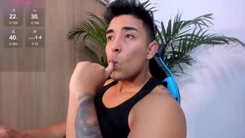 Snapshot of alan_greek_1 chatting on 10-15-25, 12:33 Alan greek online show from 10-15-25, 12:33