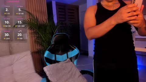 Snapshot of alan_greek_1 chatting on 11-05-25, 02:22 Alan greek online show from 11-05-25, 02:22