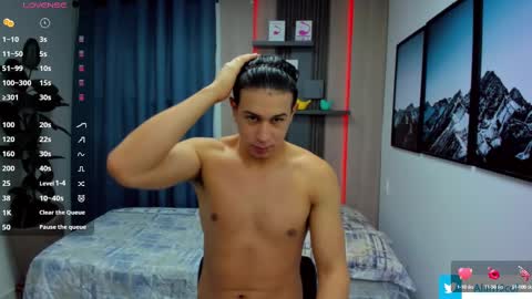 Alan  Kevin can we reach 100 thumbs up please guys  online show from 03-11-25, 11:33