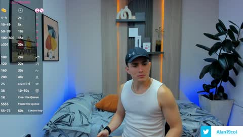 Alan  Kevin can we reach 100 thumbs up please guys  online show from 04-01-26, 07:11