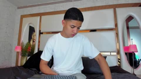 ---Alan--- online show from 03-05-25, 05:18