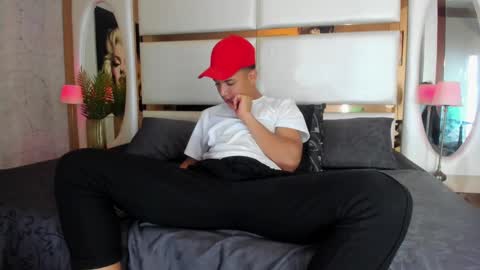 ---Alan--- online show from 03-06-25, 05:57