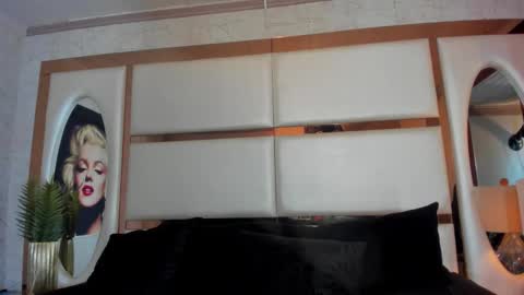 ---Alan--- online show from 10-14-25, 04:35