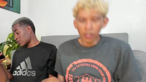 Snapshot of alan_scot chatting on 12-12-24, 01:43 Alan and Criss - WE JUST FRIENDS WITH BENEFITS BOTH VERS online show from 12-12-24, 01:43