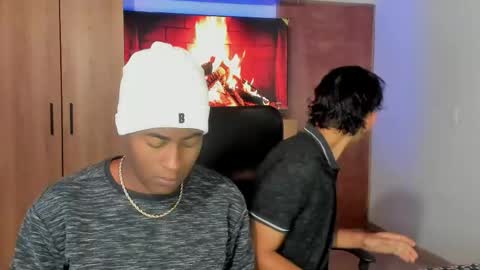 Alan and Criss - WE JUST FRIENDS WITH BENEFITS BOTH VERS online show from 05-09-26, 10:53