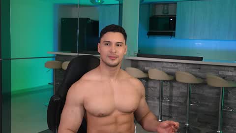 Snapshot of alan_vidal chatting on 09-26-25, 12:03 Alan Vidal online show from 09-26-25, 12:03