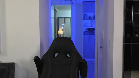 Snapshot of alan_vidal chatting on 10-22-25, 02:12 Alan Vidal online show from 10-22-25, 02:12