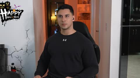 Snapshot of alan_vidal chatting on 10-31-25, 04:24 Alan Vidal online show from 10-31-25, 04:24