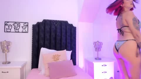 alana_2916 online show from 02-18-25, 07:19