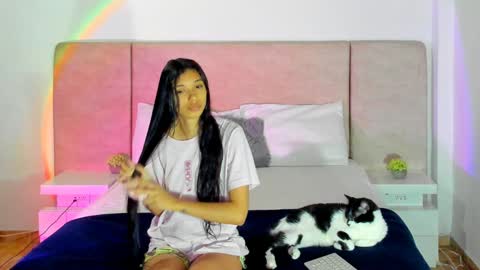 Snapshot of alana__get chatting on 01-07-25, 05:22 online show from 01-07-25, 05:22