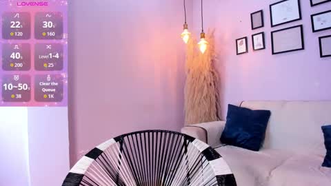 Snapshot of alana__rossetti chatting on 09-23-25, 12:52 Alana online show from 09-23-25, 12:52