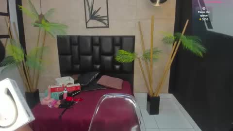 Snapshot of alana_bonny chatting on 09-13-25, 12:16 Alana online show from 09-13-25, 12:16