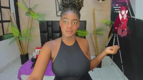 Snapshot of alana_bonny chatting on 09-22-25, 11:34 Alana online show from 09-22-25, 11:34