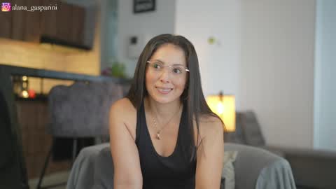 Alana Gasparini online show from 04-06-26, 07:37