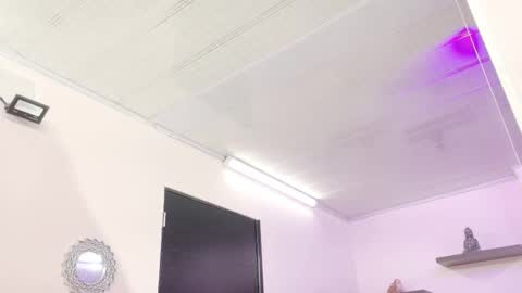 Maeve  online show from 10-20-25, 11:32