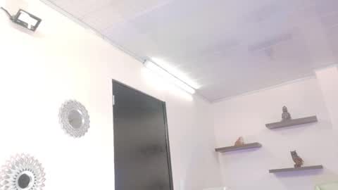 Maeve  online show from 11-02-25, 11:45