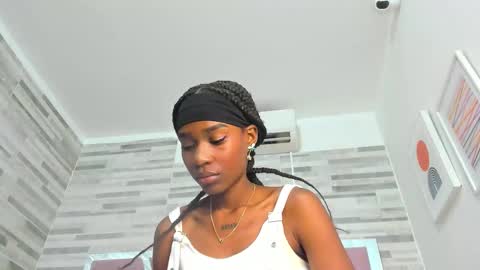 Alana online show from 10-18-25, 06:52